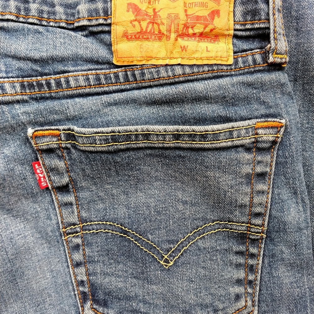 Levi's, Men's 527 Size 34x32 Boot Cut